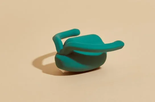 Vibrators Traveling Tickle Trunk Dame Eva II