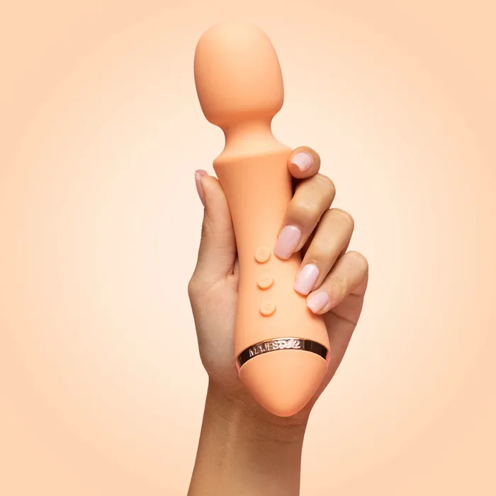 Vush Vush Majesty 2 Wand Vibrator Vibrators